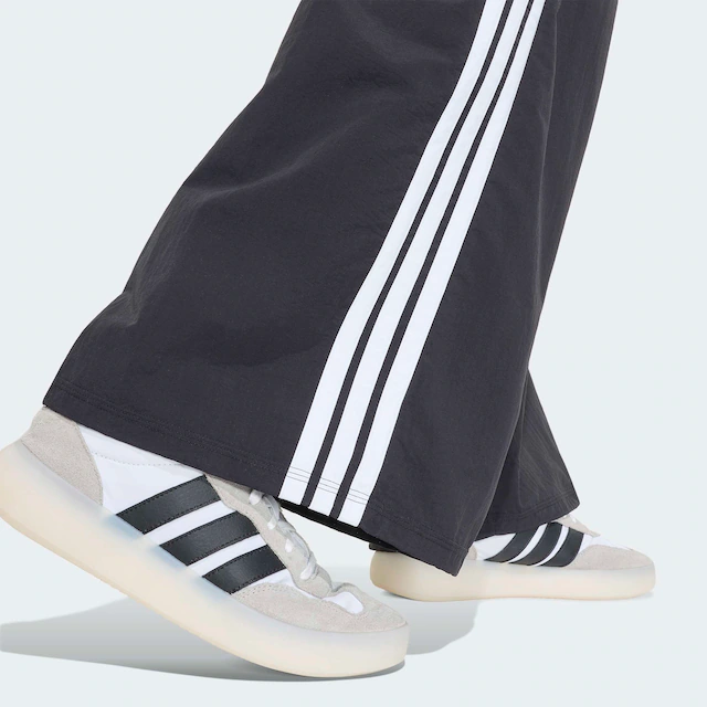 adidas Sportswear Sporthose »ICONIC, GEWEBT, WEITES BEIN«