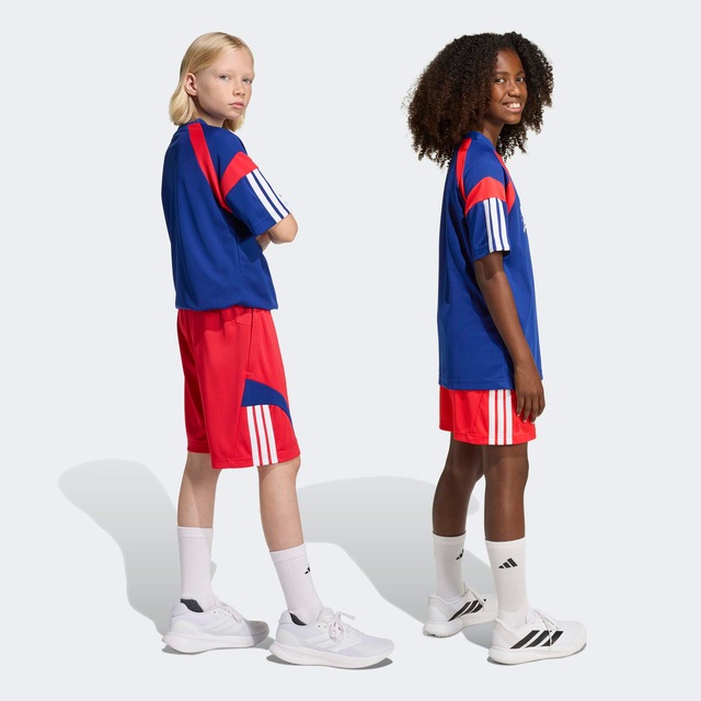 adidas Sportswear Shorts »HOUSE OF TIRO« Kinder Shorts, sportlicher Stil, mit Kordelverschluss
