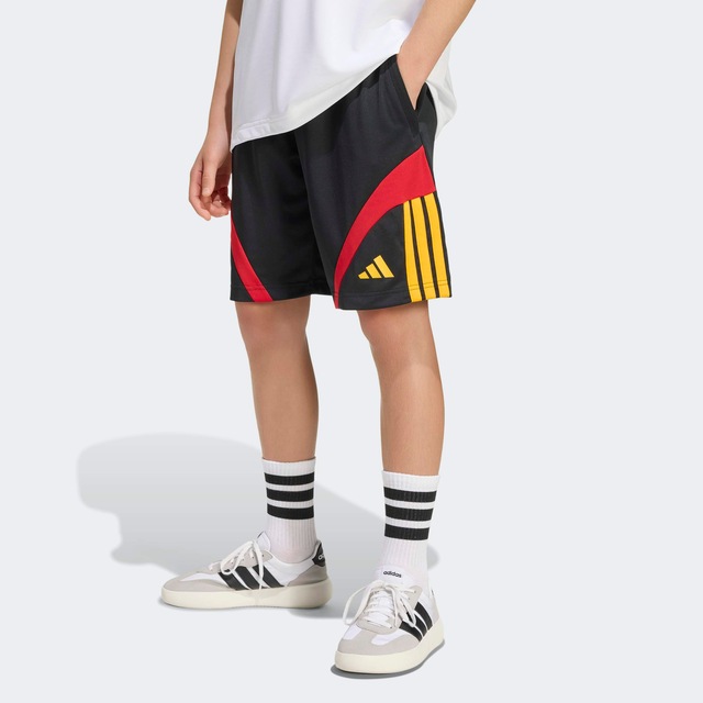 adidas Sportswear Shorts »HOUSE OF TIRO« Kinder Shorts, sportlicher Stil, mit Kordelverschluss