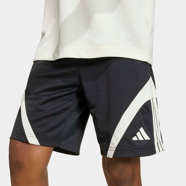 adidas Sportswear Shorts »HOUSE OF TIRO« Kinder Shorts, sportlicher Stil, mit Kordelverschluss