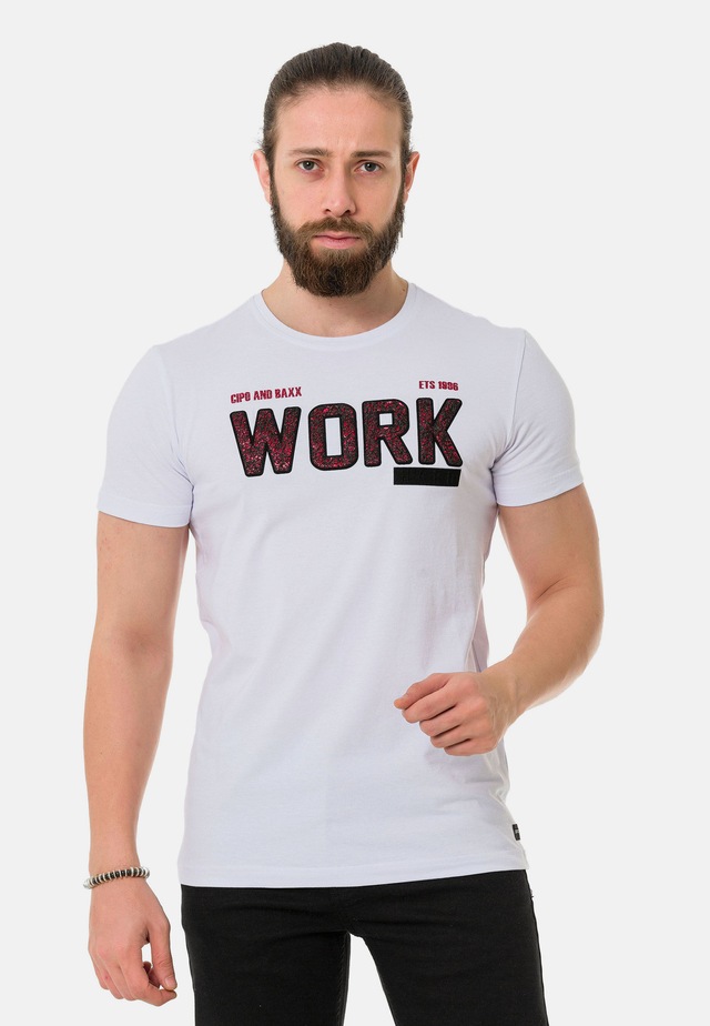 Cipo & Baxx T-Shirt »T-Shirt« mit Rundhals-Ausschnitt