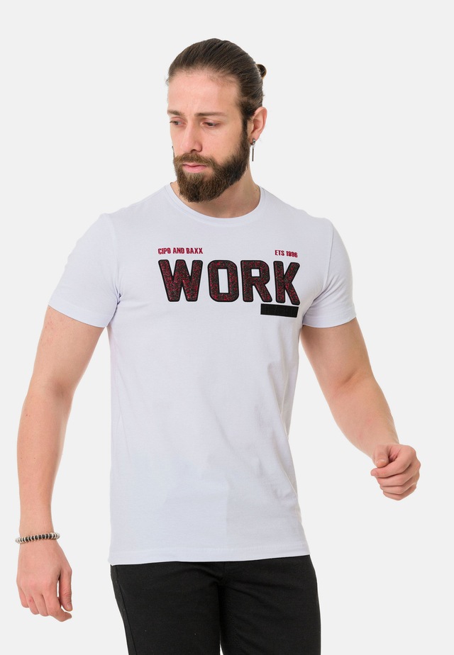 Cipo & Baxx T-Shirt »T-Shirt« mit Rundhals-Ausschnitt