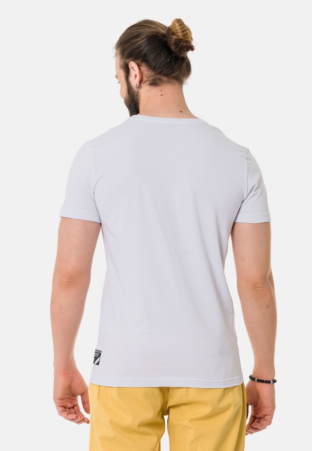 Cipo & Baxx T-Shirt »T-Shirt« mit Rundhals-Ausschnitt