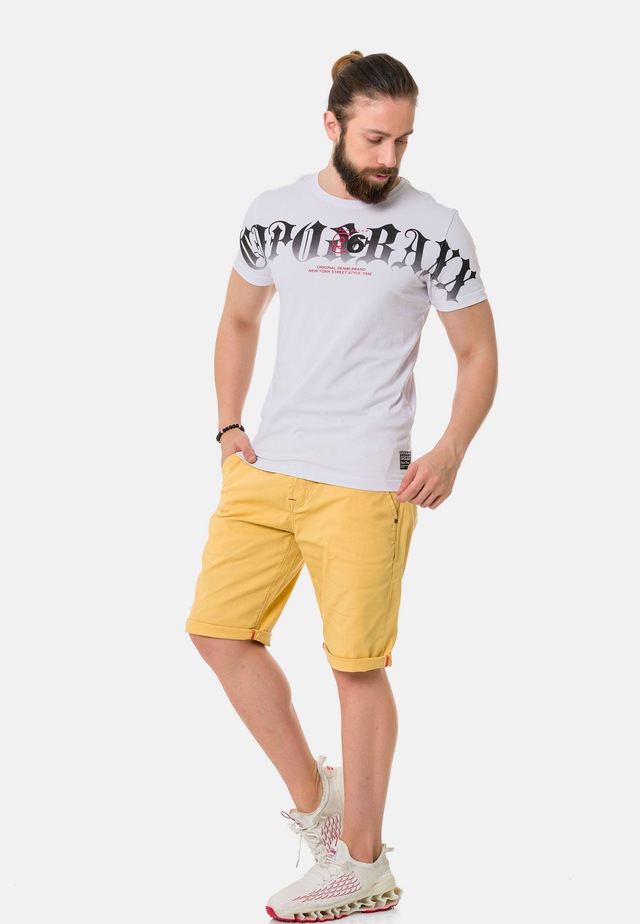 Cipo & Baxx T-Shirt »T-Shirt« mit Rundhals-Ausschnitt