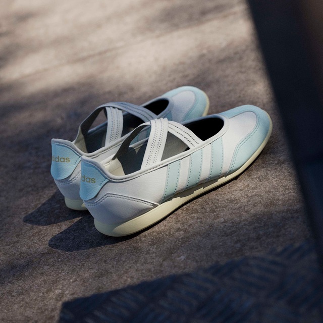 adidas Sportswear Sneaker Ballerinas »BARREDA MARY JANE KIDS« Design auf den Spuren des adidas Samba Mary Jane