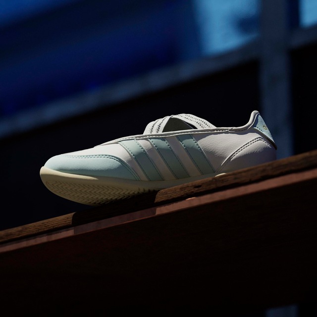 adidas Sportswear Sneaker Ballerinas »BARREDA MARY JANE KIDS« Design auf den Spuren des adidas Samba Mary Jane