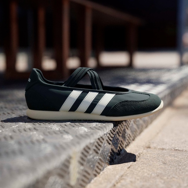 adidas Sportswear Sneaker Ballerinas »BARREDA MARY JANE« Design auf den Spuren des adidas Samba Mary Jane