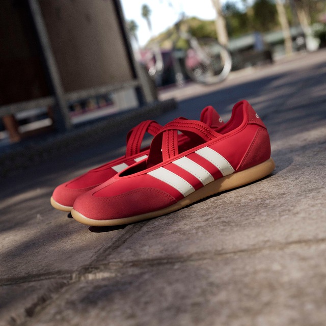 adidas Sportswear Sneaker Ballerinas »BARREDA MARY JANE« Design auf den Spuren des adidas Samba Mary Jane