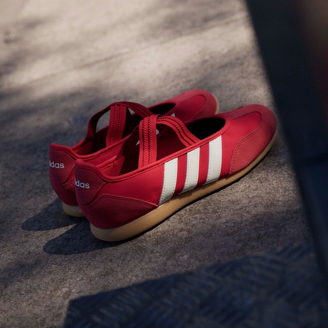 adidas Sportswear Sneaker Ballerinas »BARREDA MARY JANE« Design auf den Spuren des adidas Samba Mary Jane