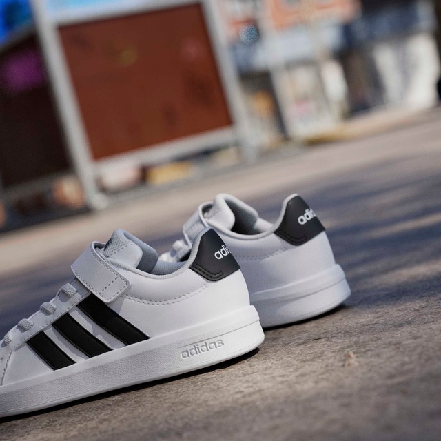 adidas Sportswear Sneaker »GRAND COURT 3.0 FÜR KINDER« mit Klettverschluss, für Kinder