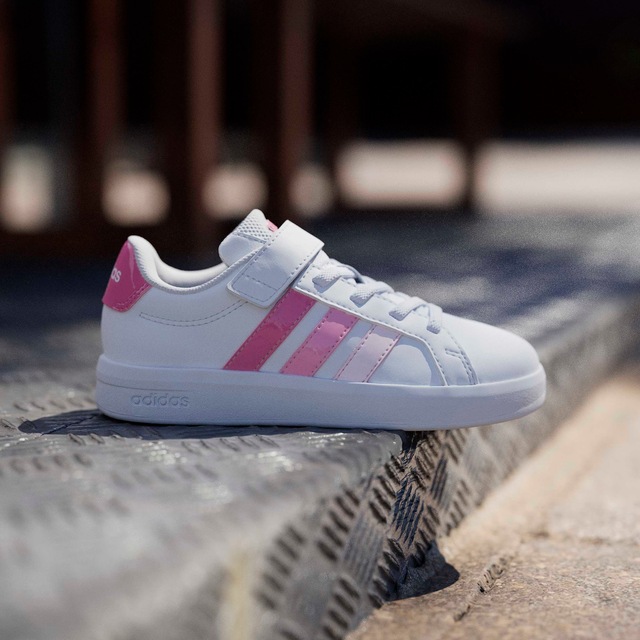 adidas Sportswear Sneaker »GRAND COURT 3.0 FÜR KINDER« mit Klettverschluss, für Kinder