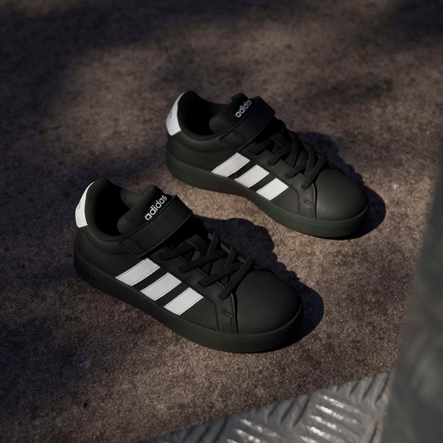 adidas Sportswear Sneaker »GRAND COURT 3.0 FÜR KINDER« mit Klettverschluss, für Kinder