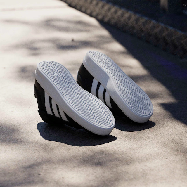 adidas Sportswear Sneaker »GRAND COURT 3.0 FÜR KINDER« mit Klettverschluss, für Kinder