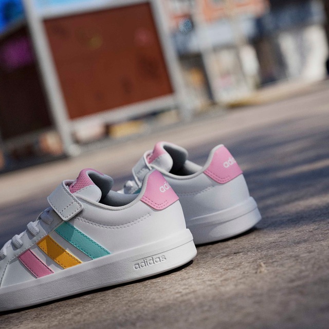 adidas Sportswear Sneaker »GRAND COURT 3.0 FÜR KINDER« mit Klettverschluss, für Kinder