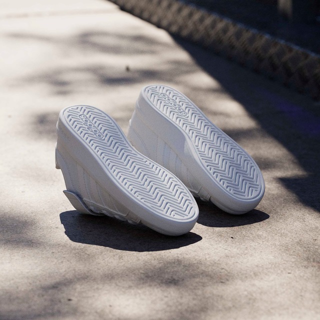 adidas Sportswear Sneaker »GRAND COURT 3.0 FÜR KINDER« mit Klettverschluss, für Kinder