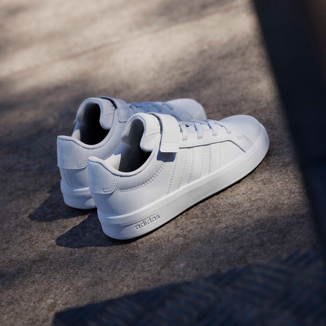 adidas Sportswear Sneaker »GRAND COURT 3.0 FÜR KINDER« mit Klettverschluss, für Kinder