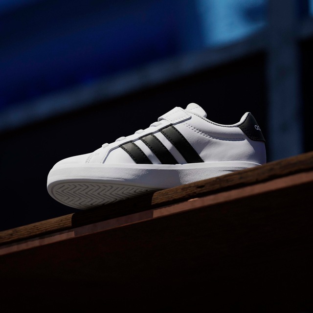 adidas Sportswear Sneaker »GRAND COURT 3.0 FÜR KINDER« mit Klettverschluss, für Kinder