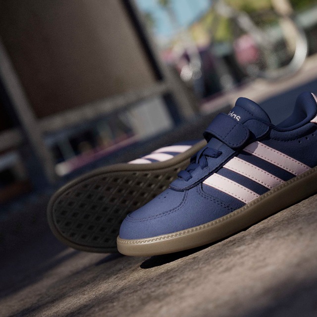 adidas Sportswear »BREAKNET SLEEK KINDER« inspiriert vom Design des adidas handball spezial
