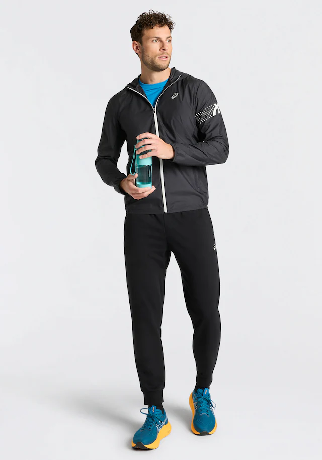 Asics Jogginghose »FRENCH TERRY PANT« Praktische Taschen, Verstellbare Passform, Weiches Material