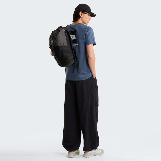 The North Face T-Shirt »M EVOLUTION BOX NSE REGULAR SHORT SLEEVE« normale Passform, Kurzarm, aus Baumwollmischjersey