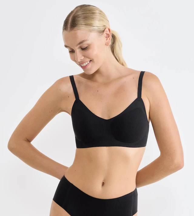 sloggi Soft-BH »ZERO Feel Pure« mit herausnehmbaren, atmungsaktiven Pads, dezenter Streifeneffekt