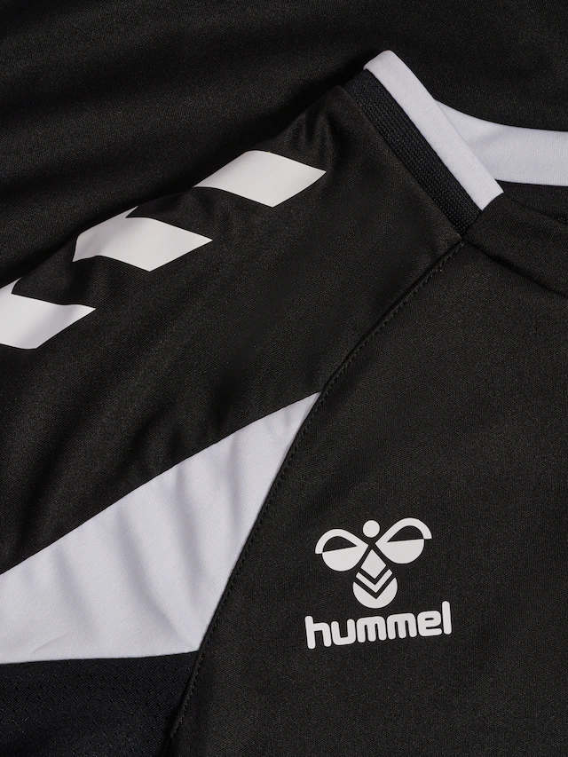 hummel Trainingsshirt »hmlCORE 2.0 JERSEY S/S KIDS« für Kinder, mit Rundhalsausschnitt, Kurzarm-Design, schnell trocknend