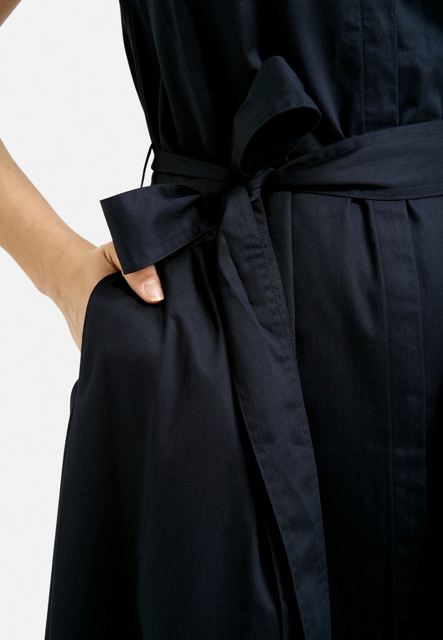 Milano Italy Sommerkleid Eingrifftaschen mit Bindegürtel