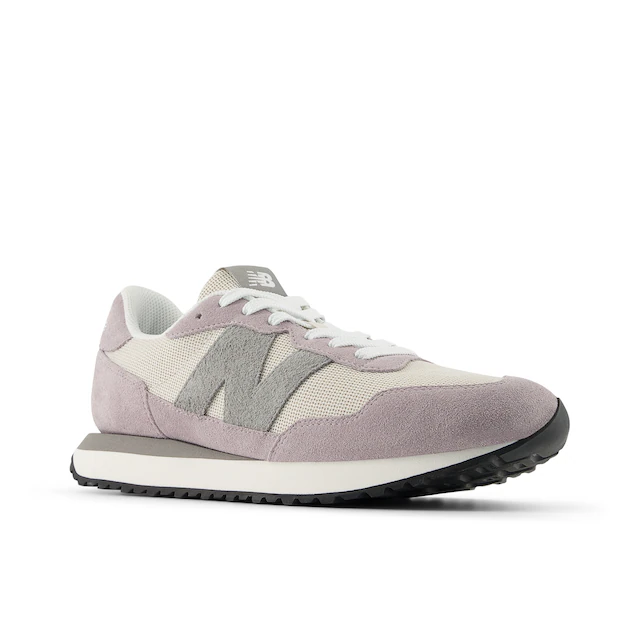 New Balance Sneaker »237«
