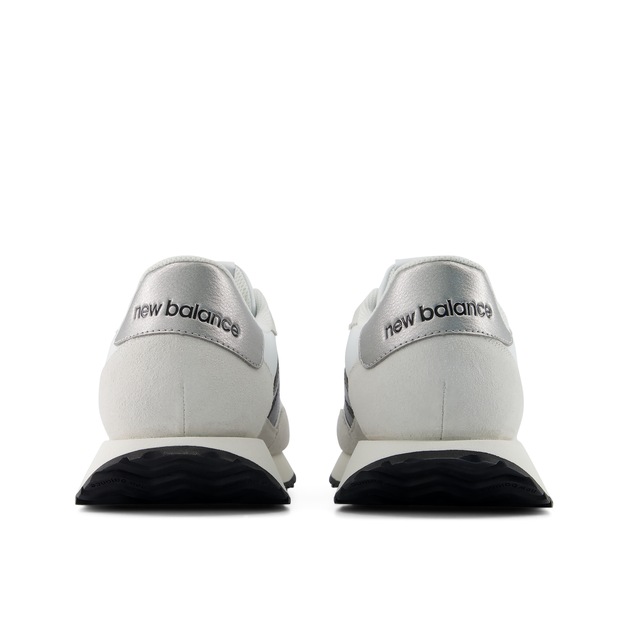 New Balance Sneaker »237«