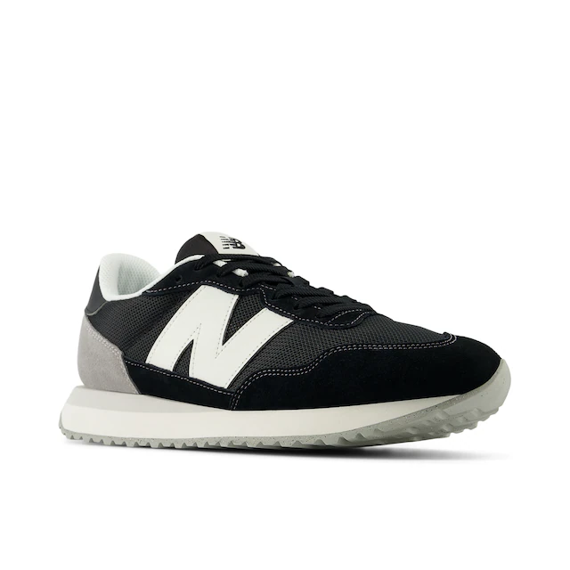 New Balance Sneaker »237«