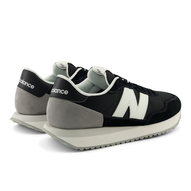 New Balance Sneaker »237«