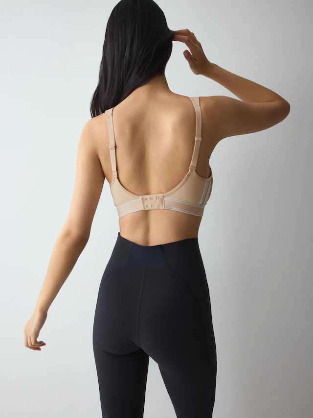 triaction by Triumph »Triaction Cardio Air« atmungsaktiv, extremer Halt