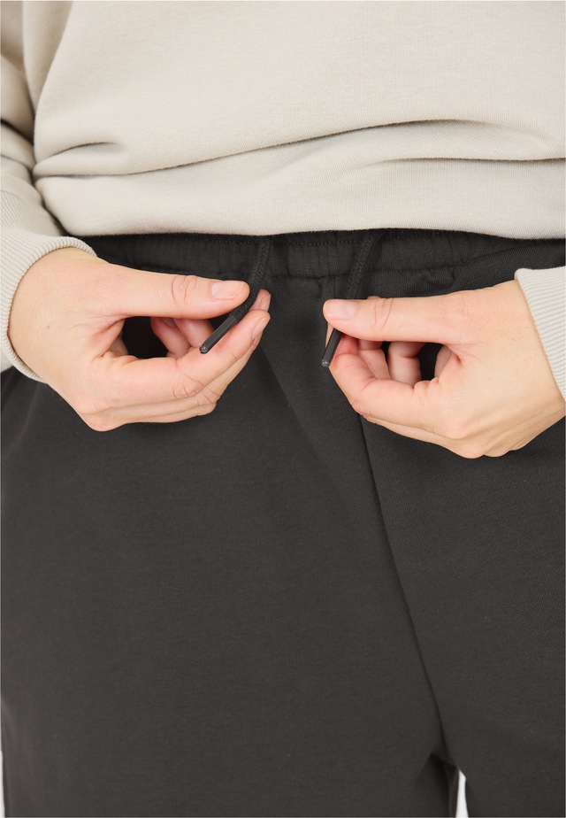 CRUZ Shorts »Rusvil« Aus atmungsaktivem Material