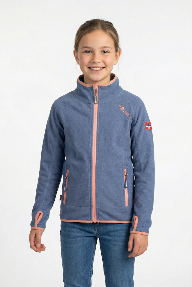 TROLLKIDS Fleecejacke »Girls Sandefjord Jacket« mit Kapuze, wasserabweisend, windabweisend, atmungsaktiv, leicht