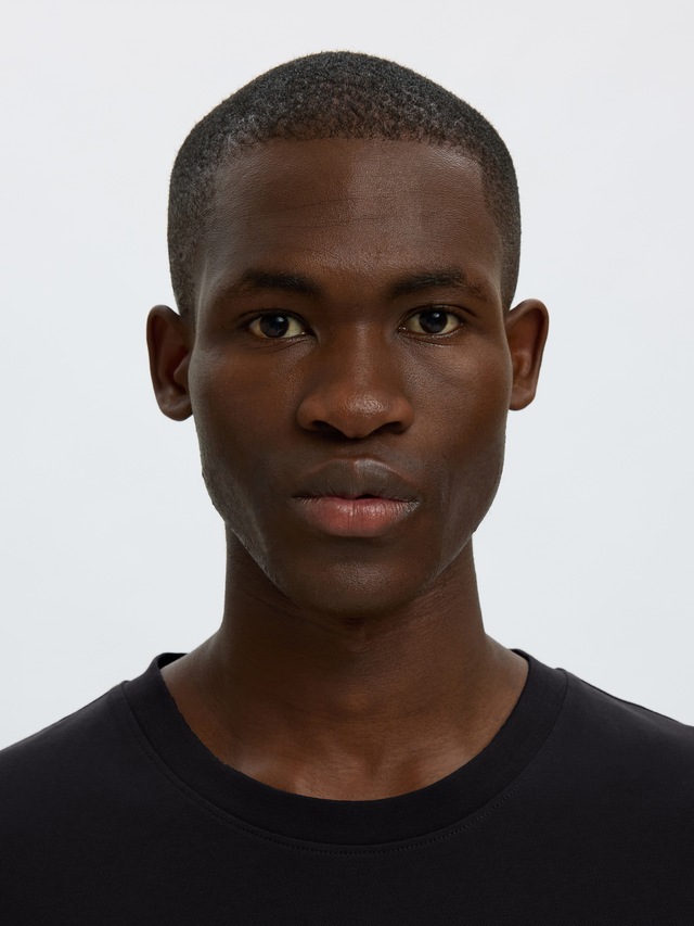 SELECTED Rundhalsshirt »SLHATLAS SS O-NECK TEE« Baumwollmischung, regular fit