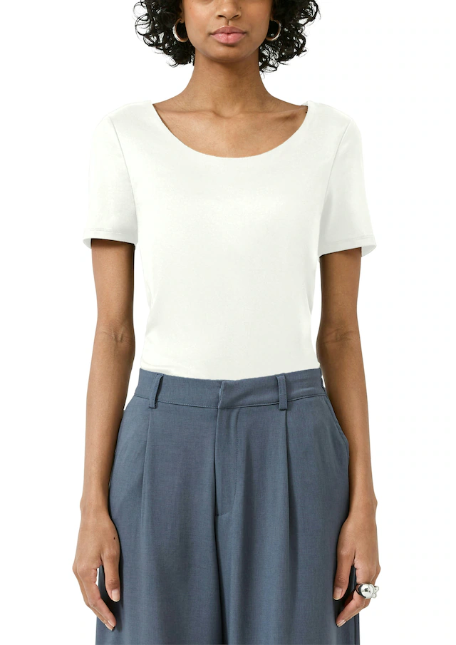 QS Kurzarmshirt mit tiefem Rundhals