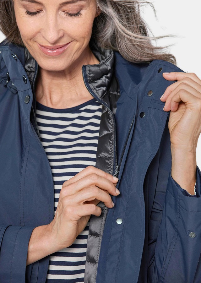 GOLDNER Funktionsjacke »Kurzgröße Kapuzenjacke mit 3-in-1-Funktion« Jacke mit herausnehmbarer Steppjacke