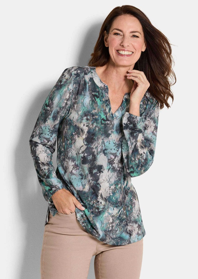 GOLDNER Kurzarmbluse »Elegantes Blusenshirt mit V-Ausschnitt« Schulterpasse mit Kräuselung