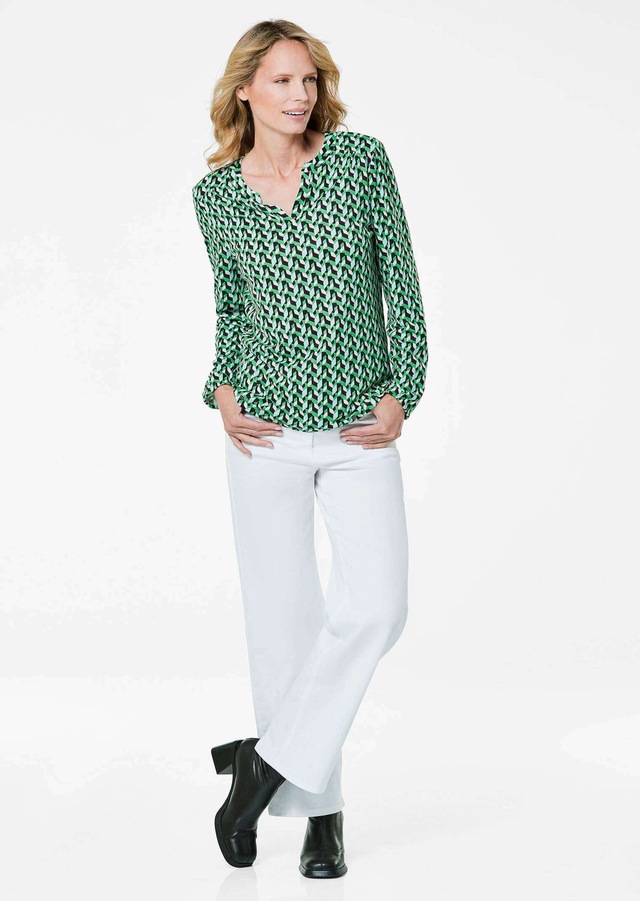 GOLDNER Kurzarmbluse »Elegantes Blusenshirt mit V-Ausschnitt« Schulterpasse mit Kräuselung