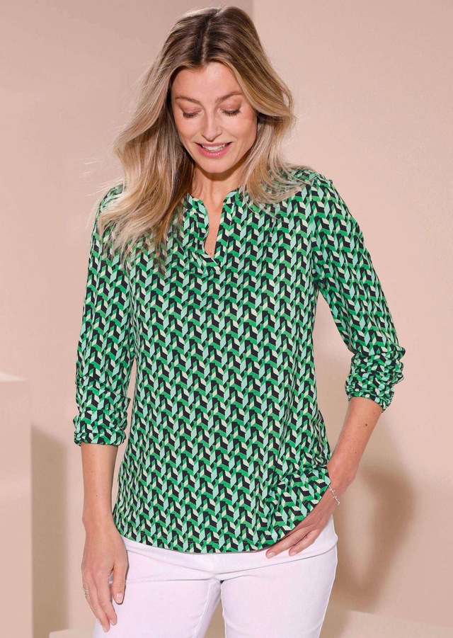 GOLDNER Kurzarmbluse »Elegantes Blusenshirt mit V-Ausschnitt« Schulterpasse mit Kräuselung