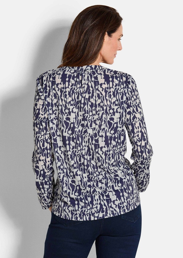 GOLDNER Kurzarmbluse »Elegantes Blusenshirt mit V-Ausschnitt« Schulterpasse mit Kräuselung