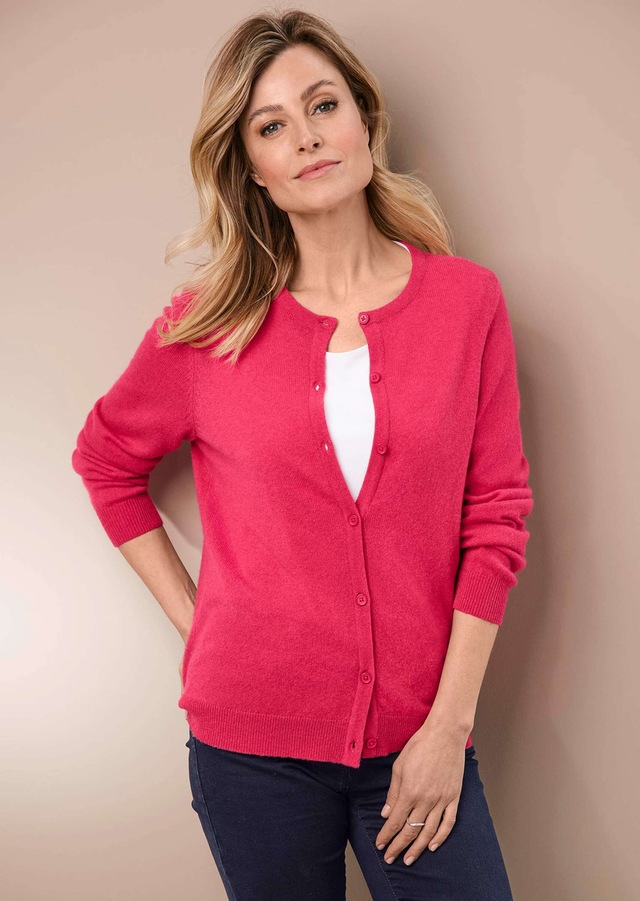 GOLDNER Strickpullover »Kurzgröße Kuschelweiche Kaschmir-Strickjacke mit Rundhals« Ohne