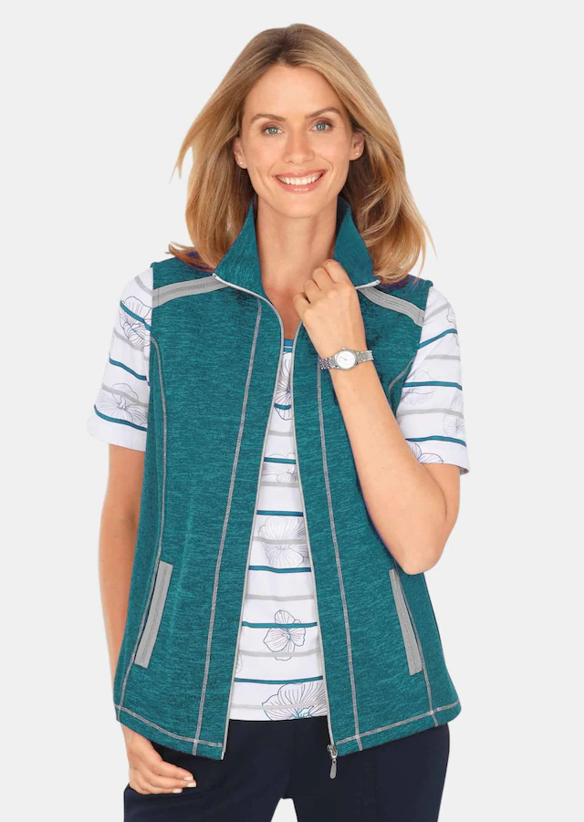 GOLDNER Kurzweste »Kurzgröße Freizeitweste aus wärmenden Strickfleece mit Stehkragen« seitliche Einsätze aus elastischer Rippenware