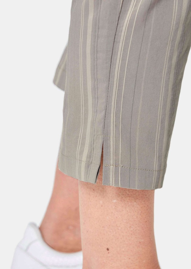 GOLDNER Caprihose »Verkürzte Strukturhose in elastischer Ware« perfekter Sitz mit viel Komfort