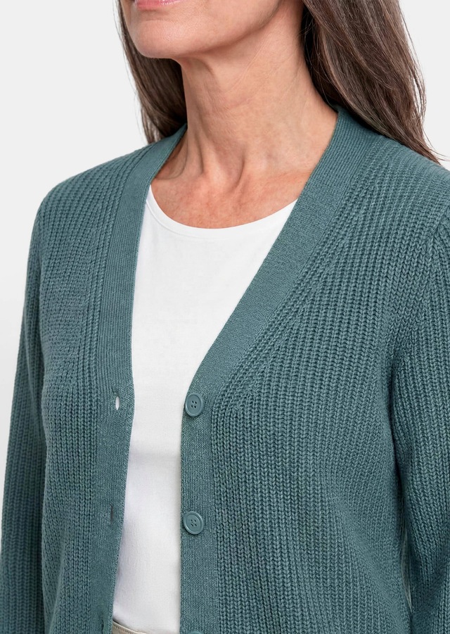 GOLDNER Strickjacke »Elegante Strickjacke mit V-Ausschnitt« Hochwertige Strickminderungen