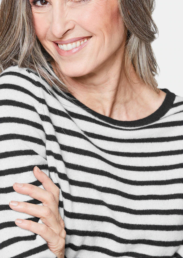 GOLDNER Strickpullover »Kurzgröße Feinstrickshirt mit U-Boot-Ausschnitt« keine/nicht relevant