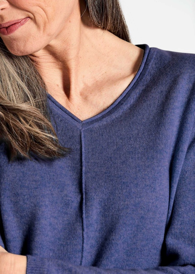 GOLDNER Strickpullover »Kurzgröße Basicpullover mit V-Ausschnitt« Aufwendig in Form gestrickt