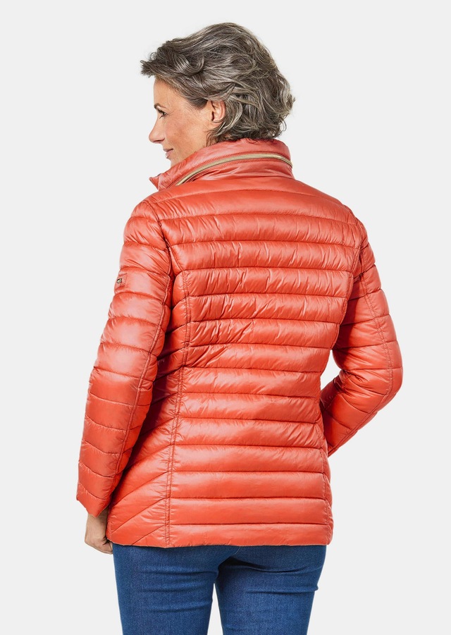 GOLDNER Steppjacke »Kurzgröße Leichte Steppjacke in knitterarmer Ware« Leichte Wattierung mit Diagonalstepp