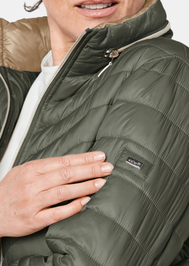 GOLDNER Steppjacke »Kurzgröße Leichte Steppjacke in knitterarmer Ware« Leichte Wattierung mit Diagonalstepp