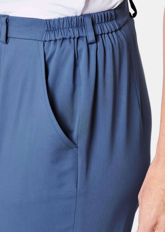 GOLDNER Stoffhose »Sportive Hose Anna aus trageangenehmen Satin« Perfekt sitzende und anschmiegsame Passform